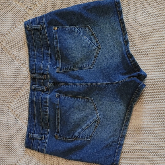 Blue Spice Shorts 13/14 Curvy - Picture 2 of 3